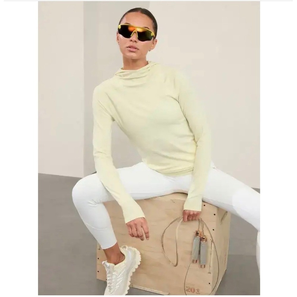 Athleta Flurry Seamless Hoodie Pale Yellow Ribbed Long Sleeve Top Large NEW